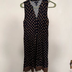 Adorable navy and yellow Gap Outlet dress